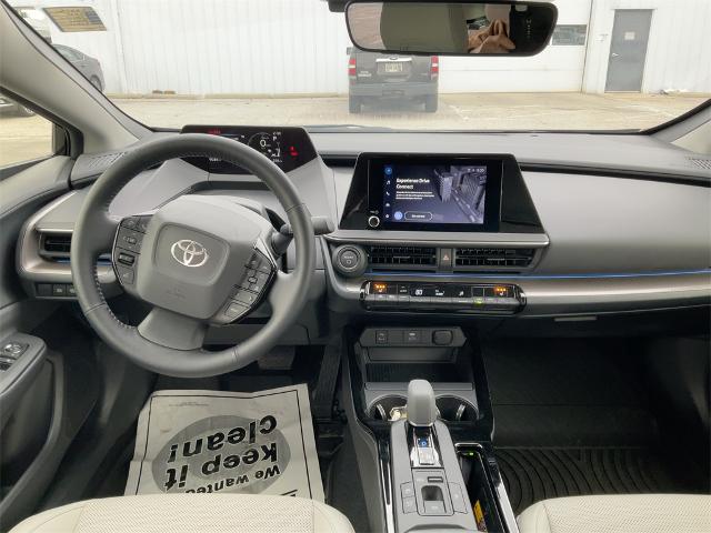 2024 Toyota Prius Limited photo 2