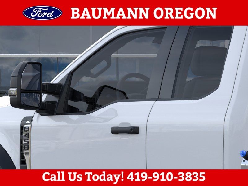 2026 Ford F-450 Super Duty Chassis Cab XL - Photo 20