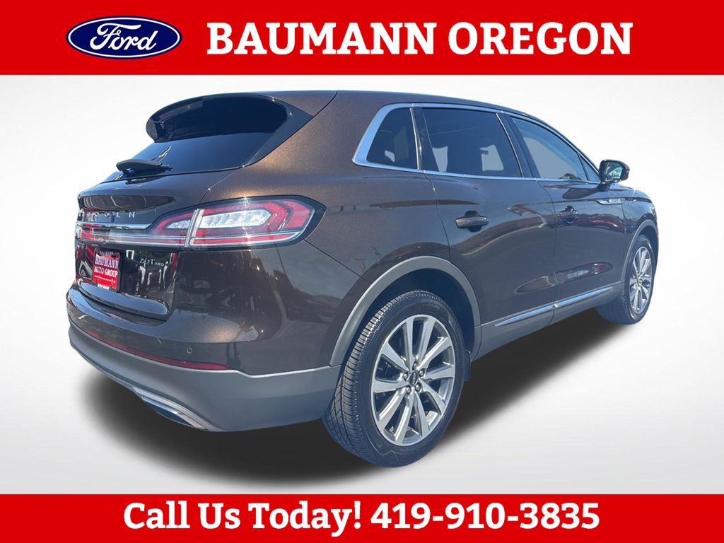 Used 2019 Lincoln Nautilus Select with VIN 2LMPJ8K9XKBL67513 for sale in Oregon, OH