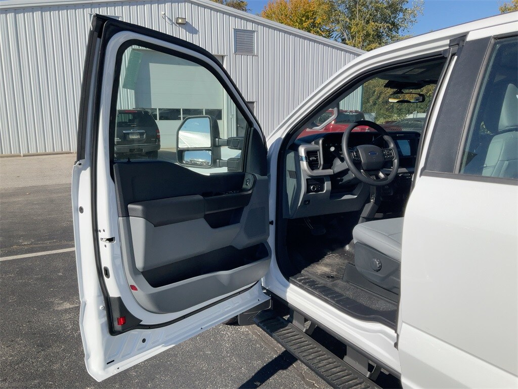 New 2026 Ford F-250  Truck Super Cab