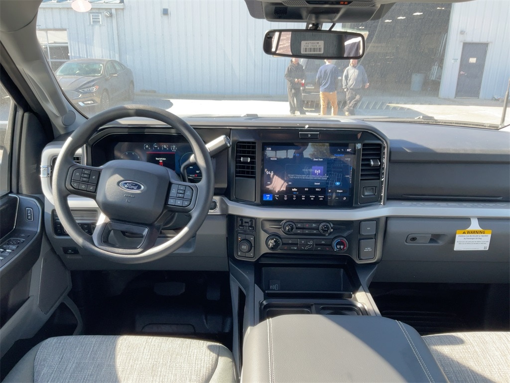 New 2026 Ford F-350 F-350 XLT Truck Crew Cab