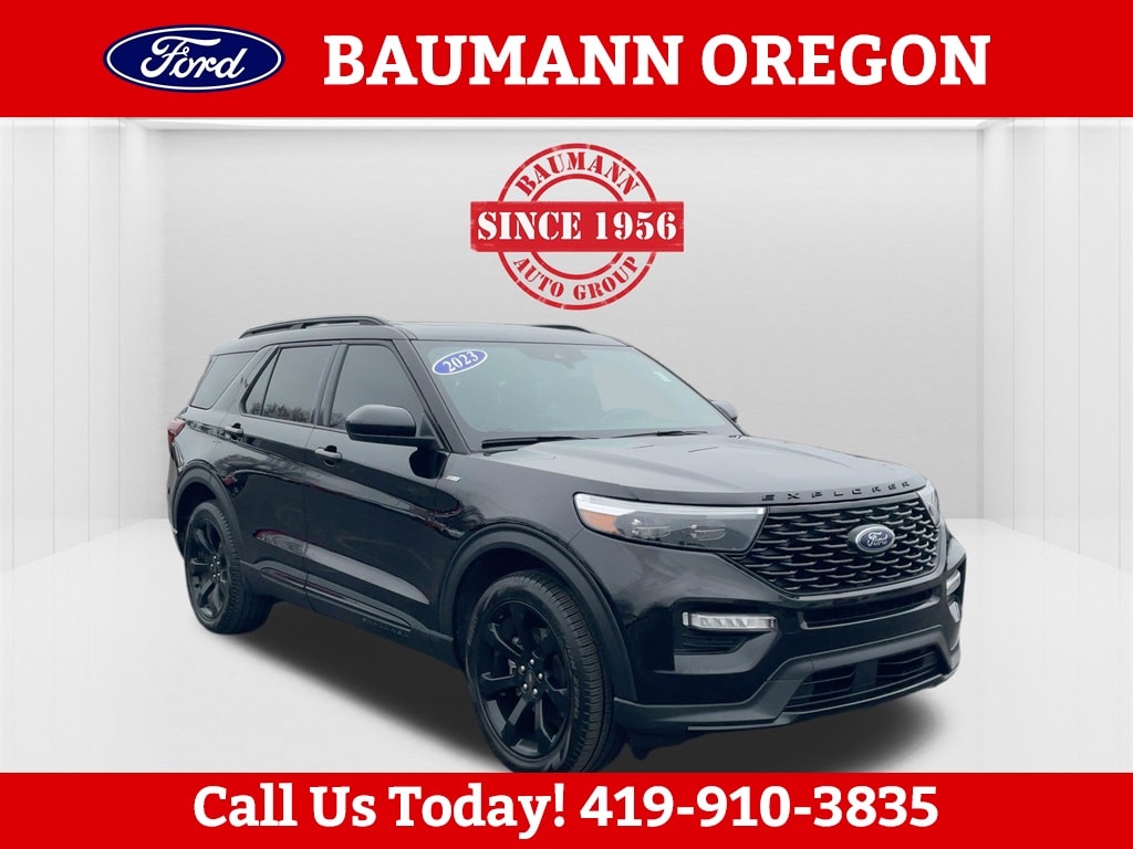 2023 Ford Explorer ST-LINE