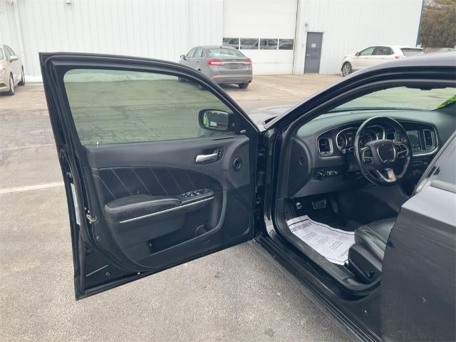 Used 2018 Dodge Charger GT with VIN 2C3CDXJGXJH198514 for sale in Oregon, OH