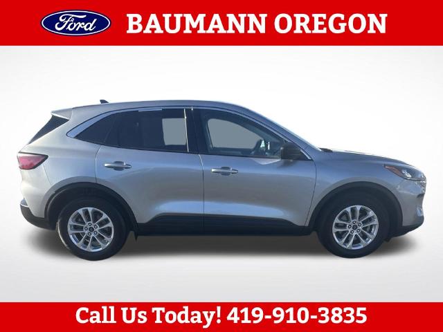 Used 2022 Ford Escape SE with VIN 1FMCU0G62NUA92431 for sale in Oregon, OH