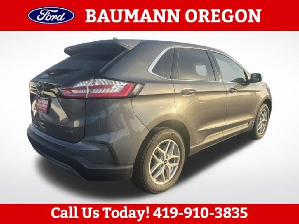 Used 2023 Ford Edge SEL SUV