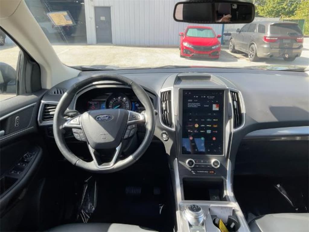 Used 2024 Ford Edge SEL SUV