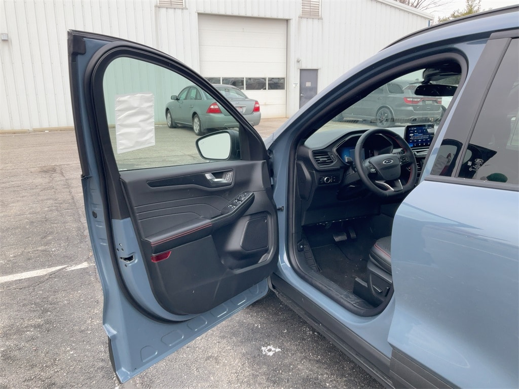 New 2026 Ford Escape ST-Line SUV