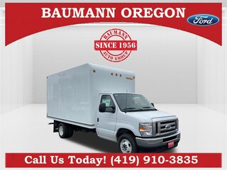 2025 Ford E-350 Cutaway Base Truck