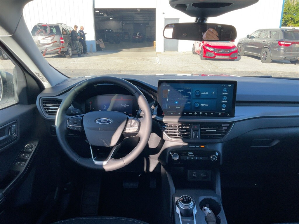 2026 Ford Escape Active photo 2