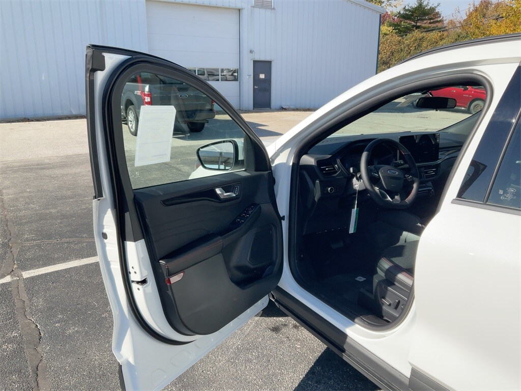 New 2026 Ford Escape ST-Line Select SUV