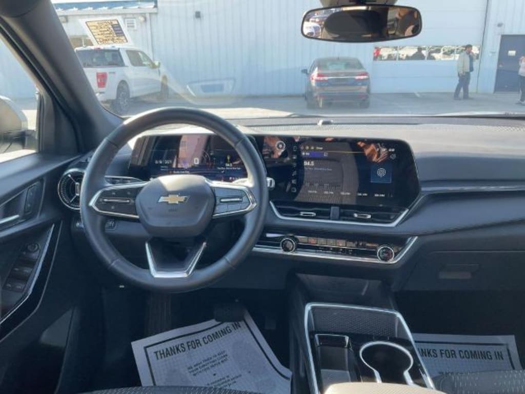 Used 2025 Chevrolet Equinox LT SUV