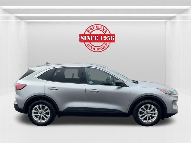 2022 Ford Escape SE photo 4