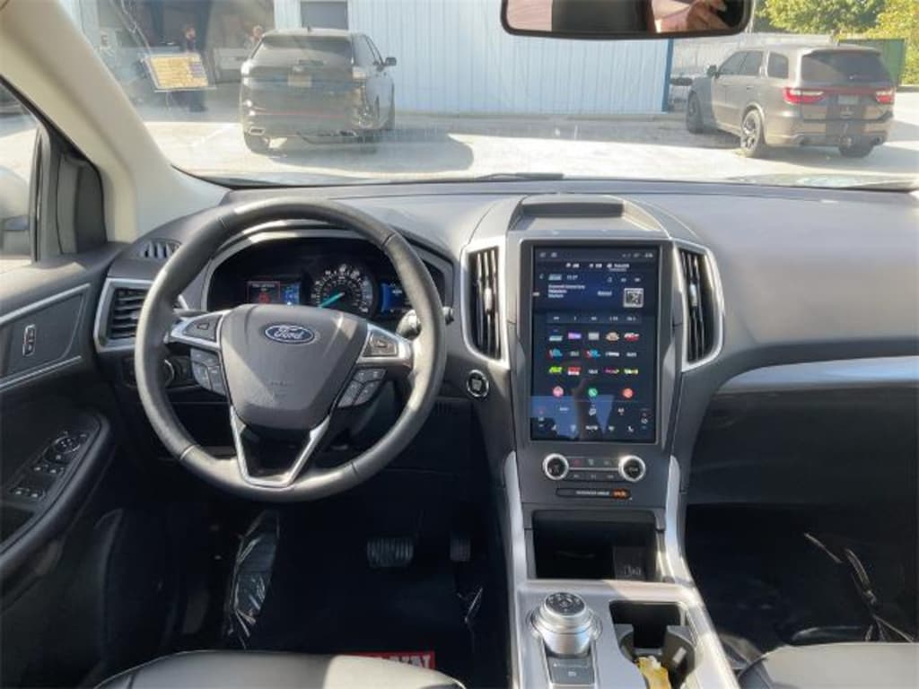 Used 2024 Ford Edge SEL SUV