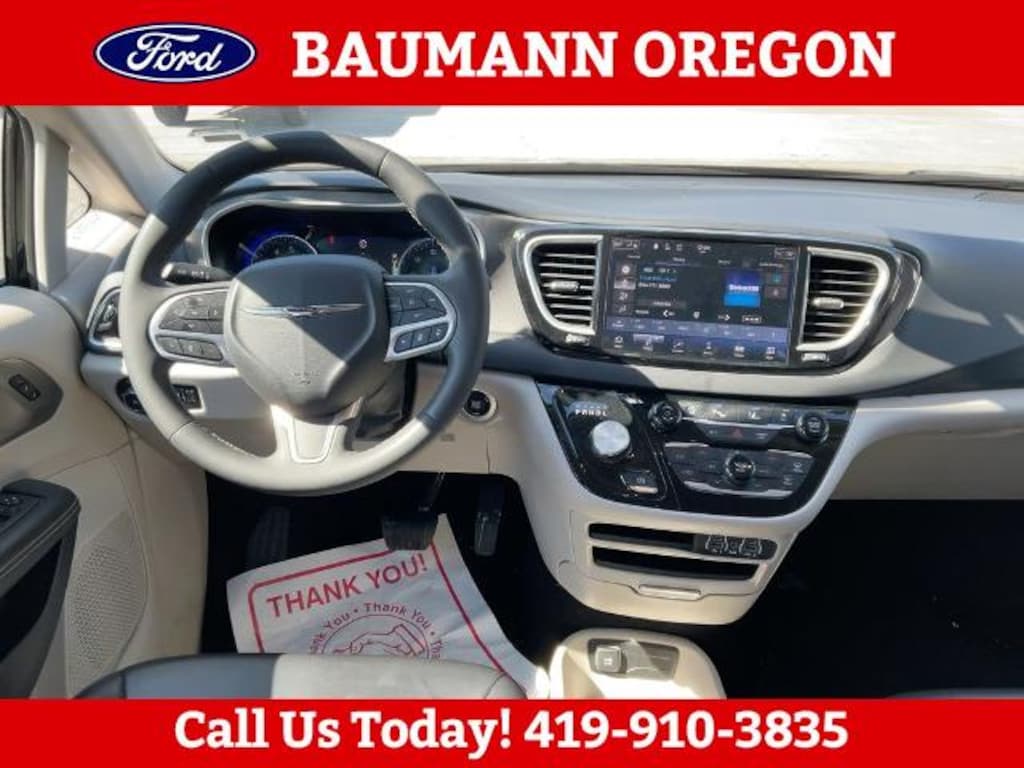 Used 2023 Chrysler Pacifica Touring L Van Passenger Van