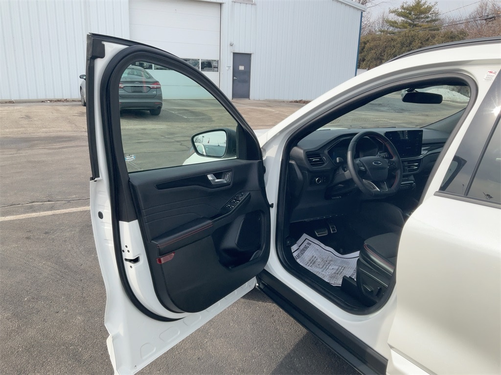 Used 2023 Ford Escape ST-Line SUV