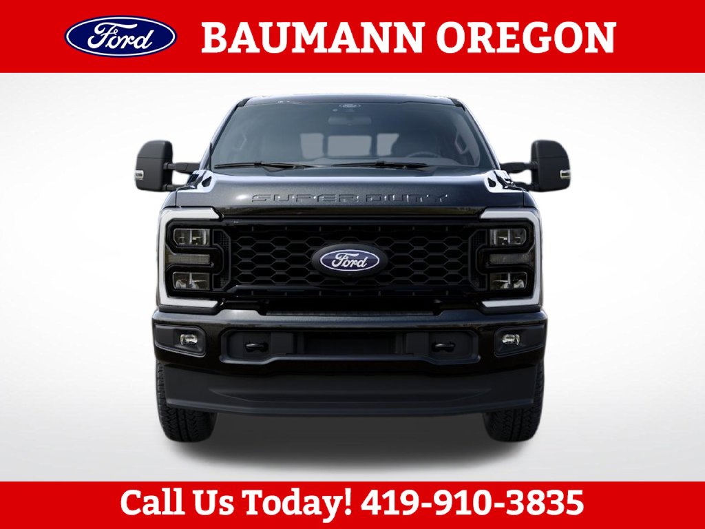 New 2027 Ford F-250 XLT Truck Crew Cab