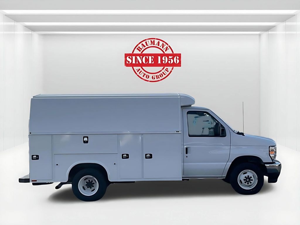New 2025 Ford E-350 Cutaway Base Truck