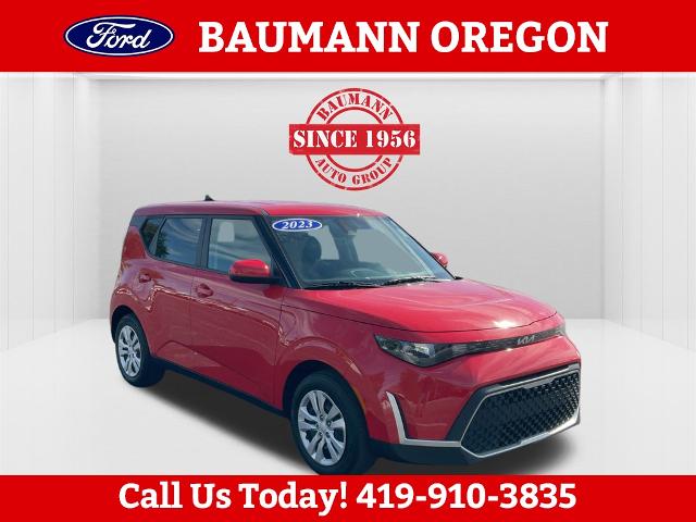 2023 Kia Soul LX's photo