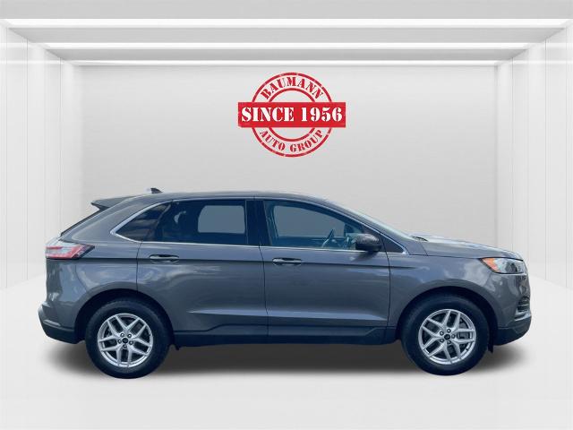 2024 Ford Edge SEL photo 4