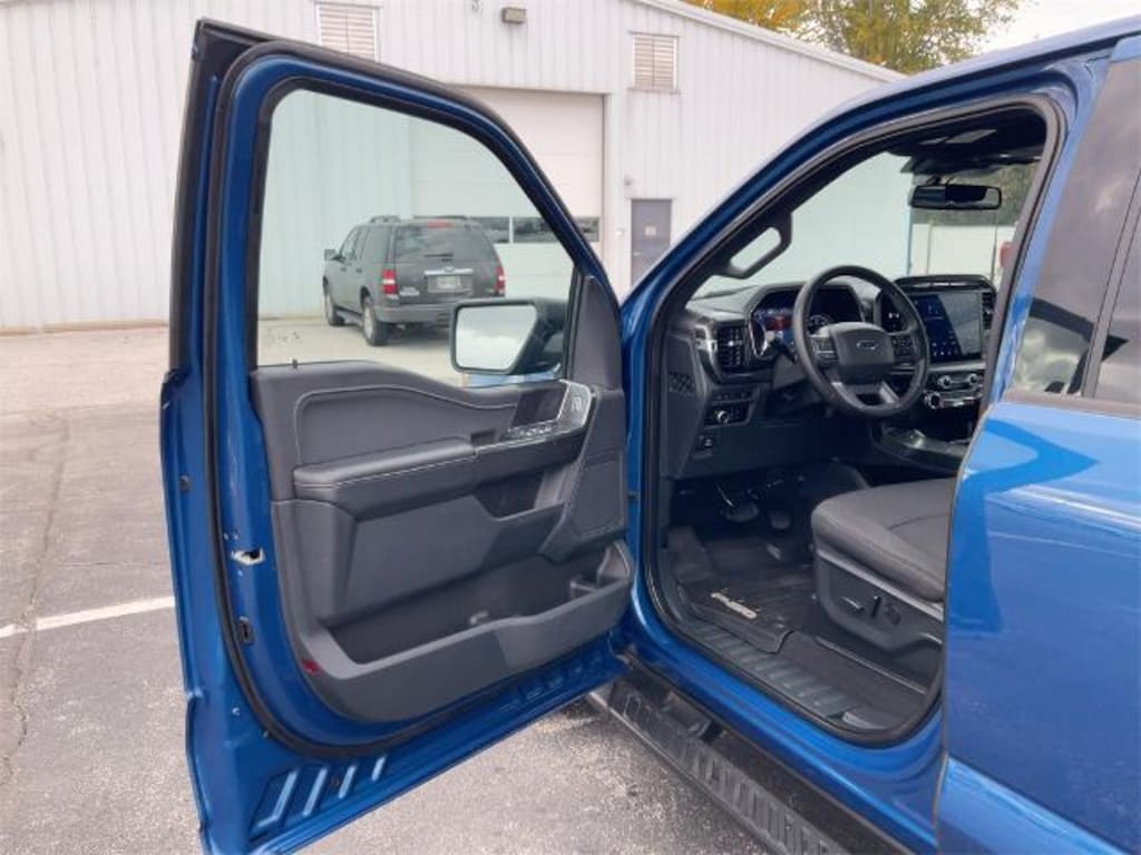 Used 2023 Ford F-150 XLT Truck SuperCrew Cab