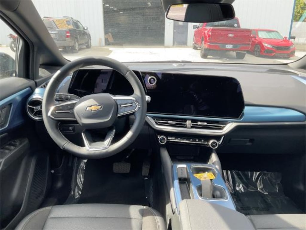 Used 2025 Chevrolet Equinox EV LT SUV