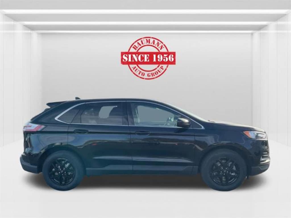 Used 2024 Ford Edge SEL SUV