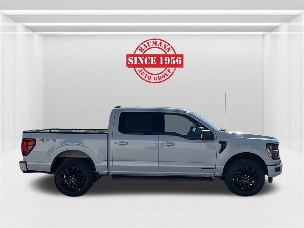 2025 Ford F-150 XLT photo 4