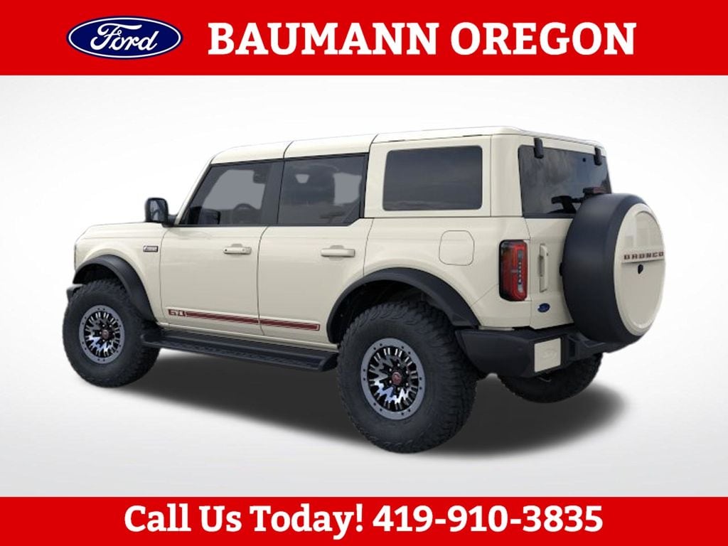 New 2026 Ford Bronco Outer Banks SUV