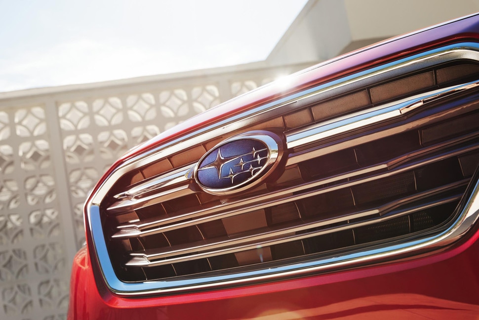 2018-subaru-legacy-grill-picture 2018 Subaru Legacy logo and grill