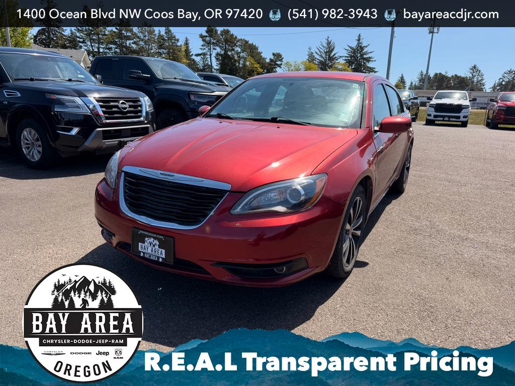 2012 Chrysler 200 Touring's photo