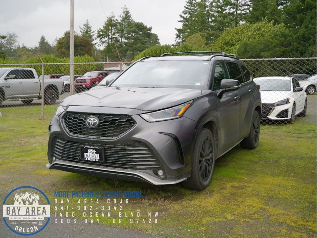 Used 2024 Toyota Highlander XSE Sport Utility