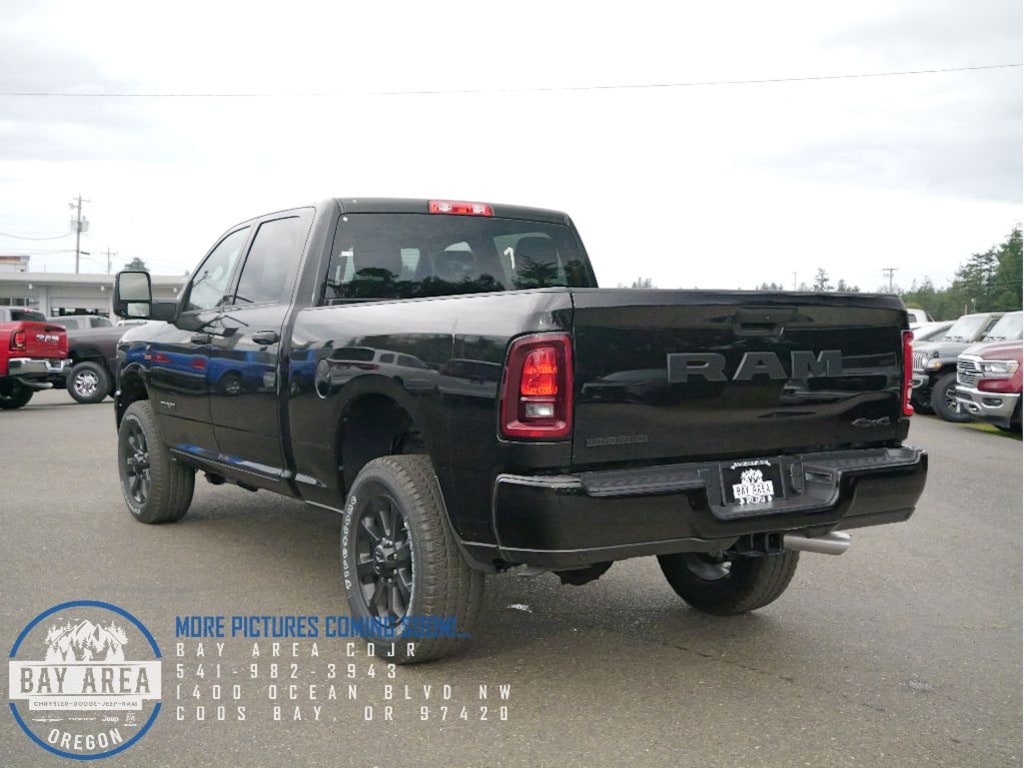 New 2026 Ram 2500 BIG HORN CREW CAB 4X4 6'4 BOX Pickup