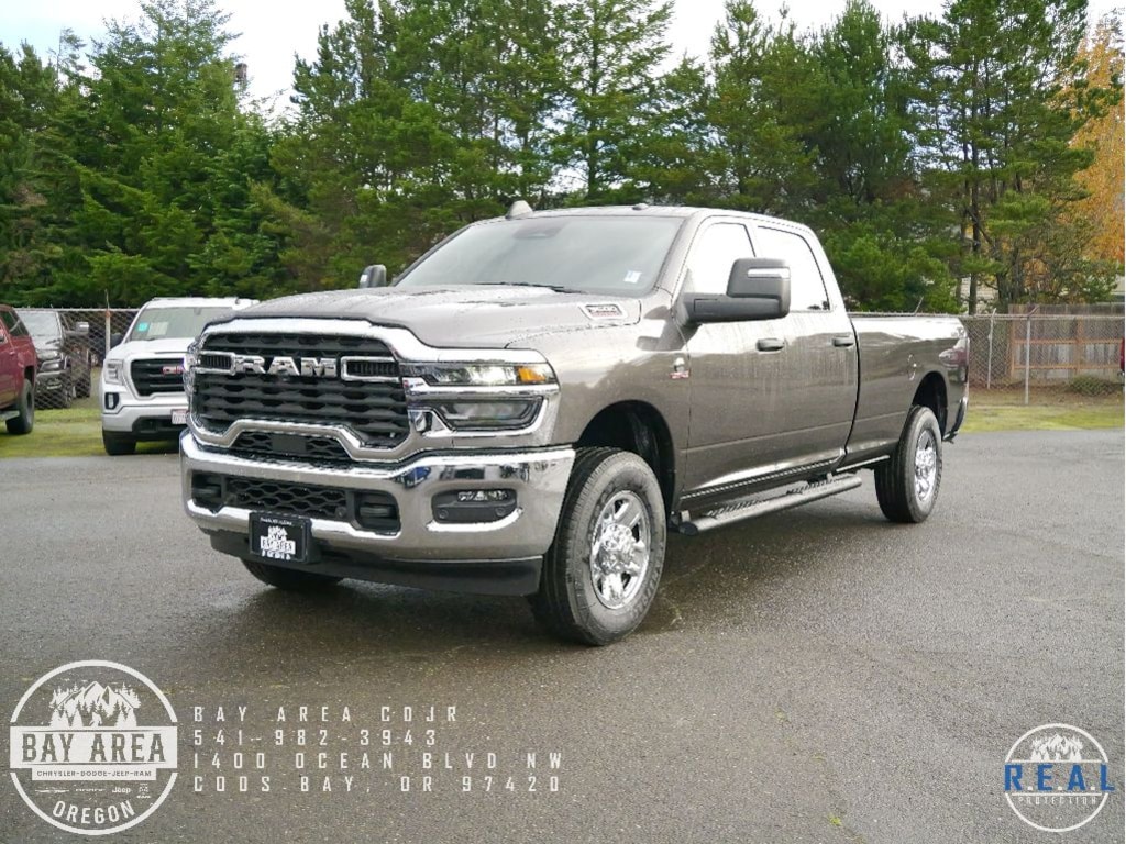 New 2026 Ram 3500 TRADESMAN CREW CAB 4X4 8' BOX Pickup