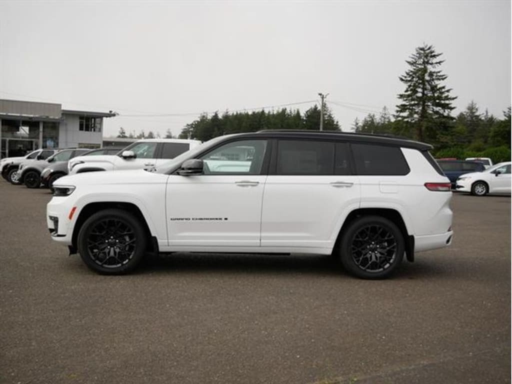 New 2025 Jeep Grand Cherokee L SUMMIT RESERVE 4X4 Sport Utility