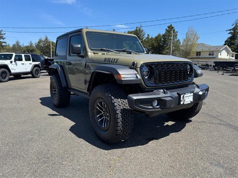 2025 Jeep Wrangler Willys photo 2