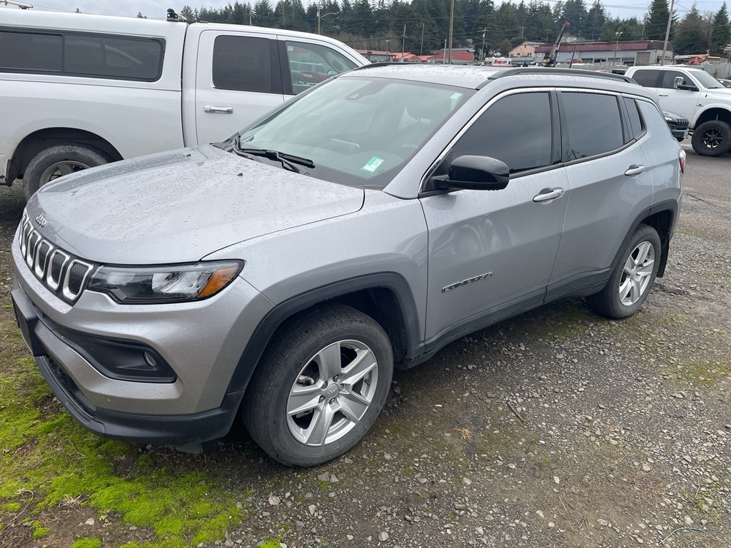 2022 Jeep Compass Latitude's photo