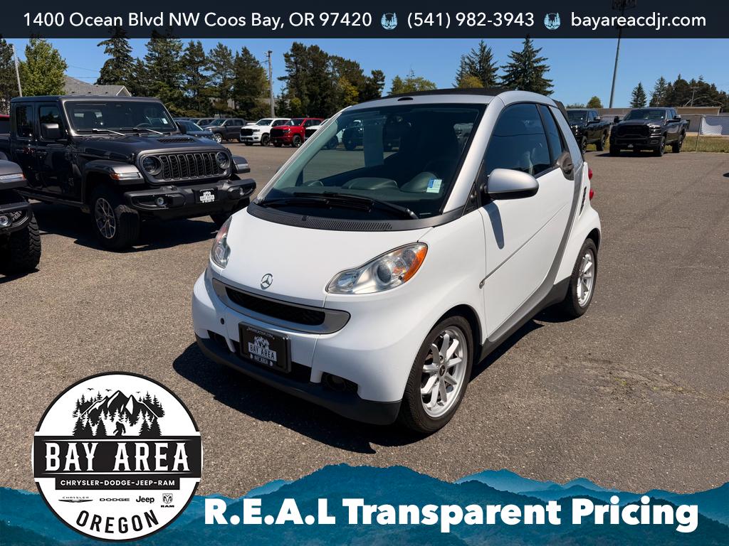 2010 smart fortwo passion cabriolet's photo