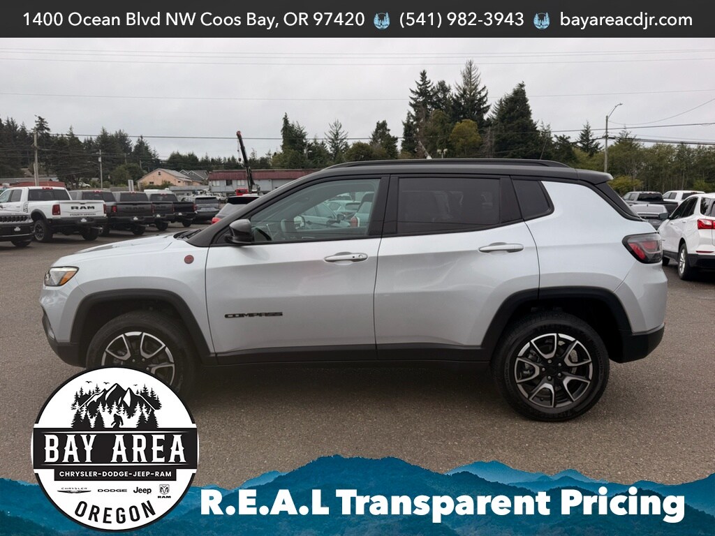 Used 2024 Jeep Compass Trailhawk Wagon