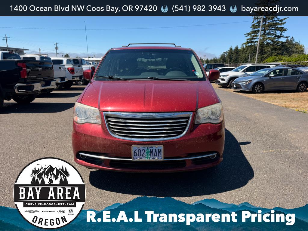 Used 2014 Chrysler Town & Country Touring with VIN 2C4RC1BG1ER215057 for sale in Coos Bay, OR