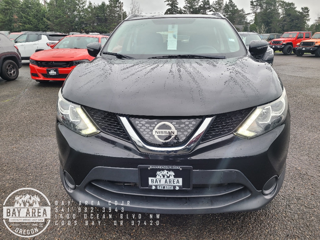 Used 2018 Nissan Rogue Sport SV with VIN JN1BJ1CP4JW185403 for sale in Coos Bay, OR