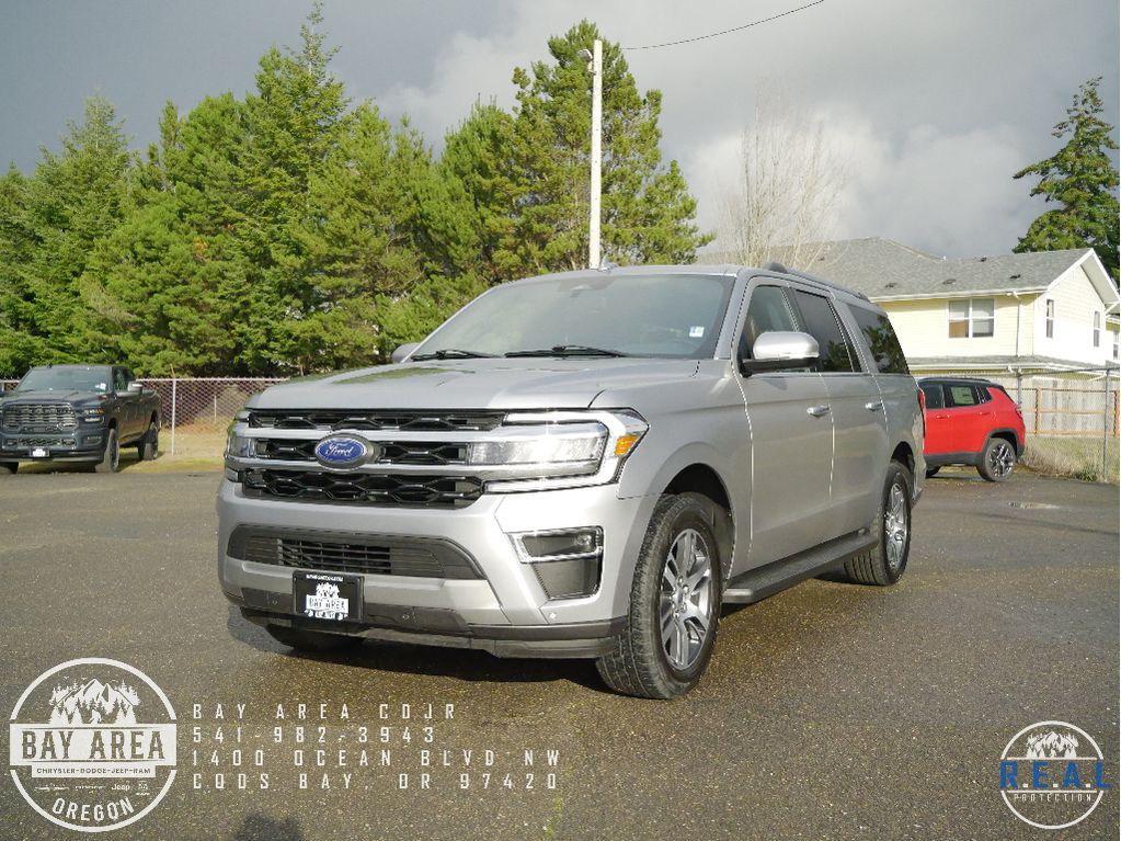 2024 Ford Expedition Limited's photo