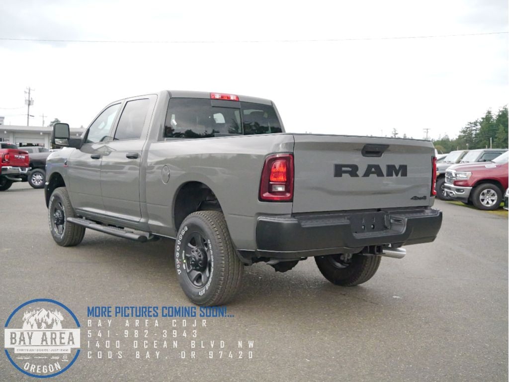 New 2026 Ram 2500 TRADESMAN CREW CAB 4X4 6'4 BOX Pickup