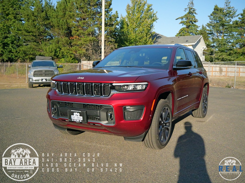 2025 Jeep Grand Cherokee Overland's photo