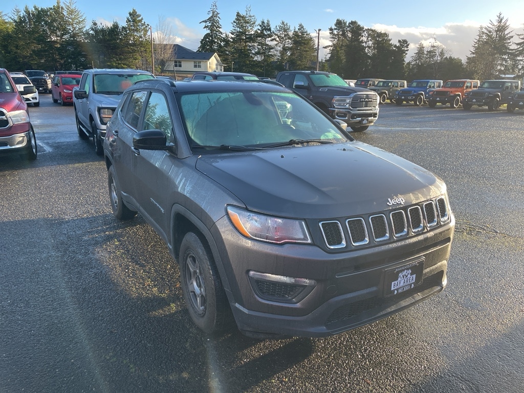 2018 Jeep Compass Sport's photo
