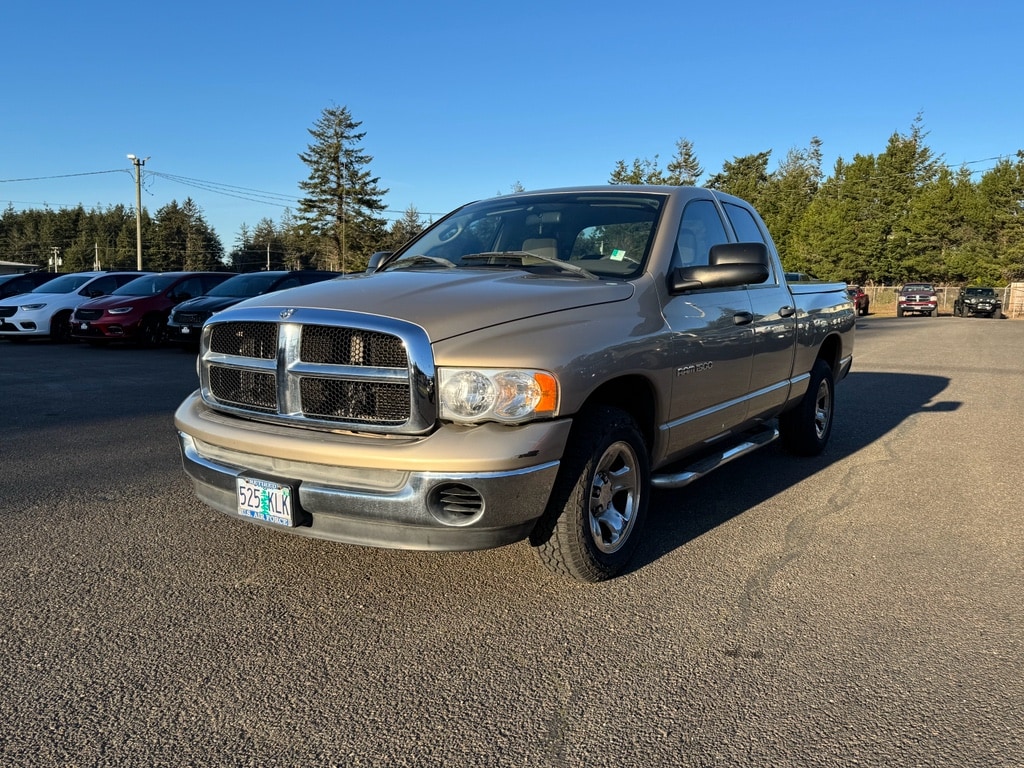 2004 Dodge Ram 1500 Pickup SLT