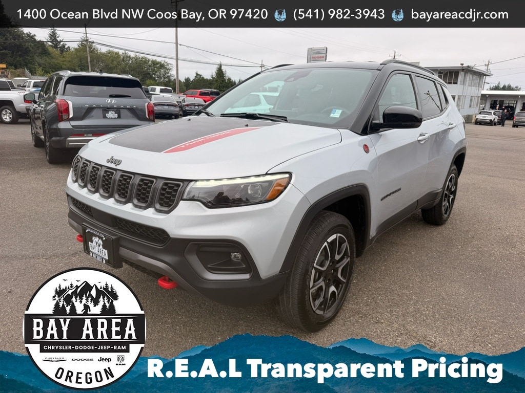 Used 2024 Jeep Compass Trailhawk Wagon