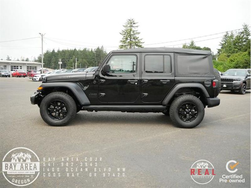 2022 Jeep Wrangler Unlimited Willys Sport photo 2