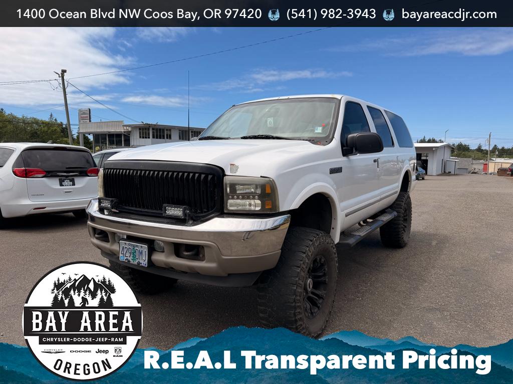 2002 Ford Excursion's photo