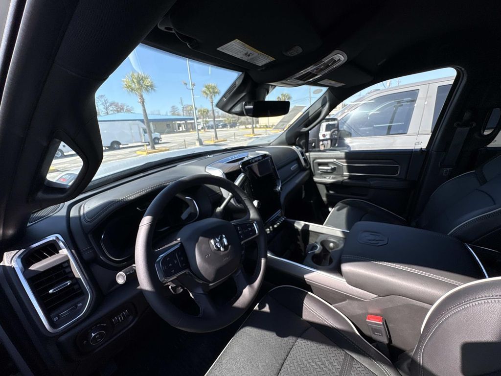 2026 RAM 2500 Laramie - Photo 28