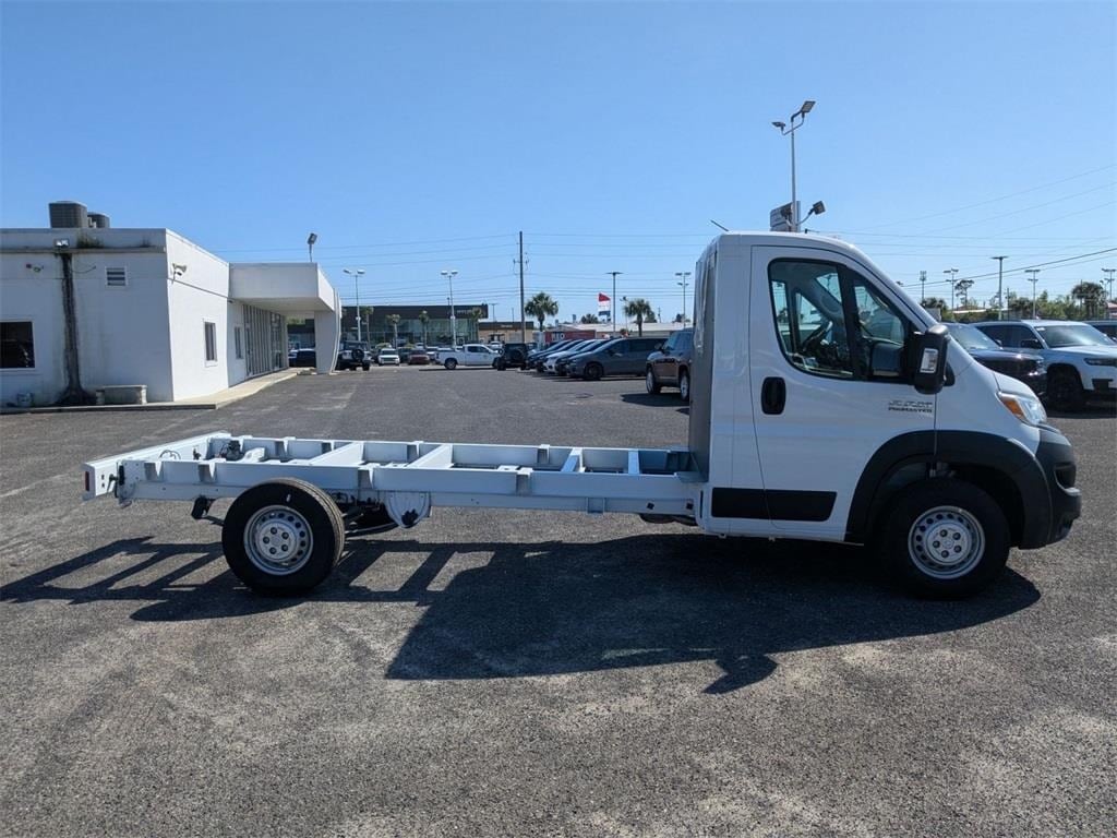 New 2025 Ram ProMaster PROMASTER 3500 TRADESMAN CUTAWAY 159' WB EXT / 104 Tradesman 3500 159 WB EXT w/Passenger Seat